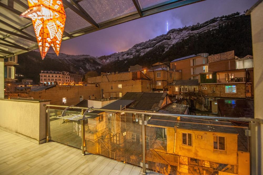 Easy Hotel T'Bilisi Tbiliszi Kültér fotó