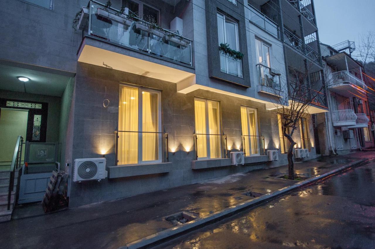 Easy Hotel T'Bilisi Tbiliszi Kültér fotó